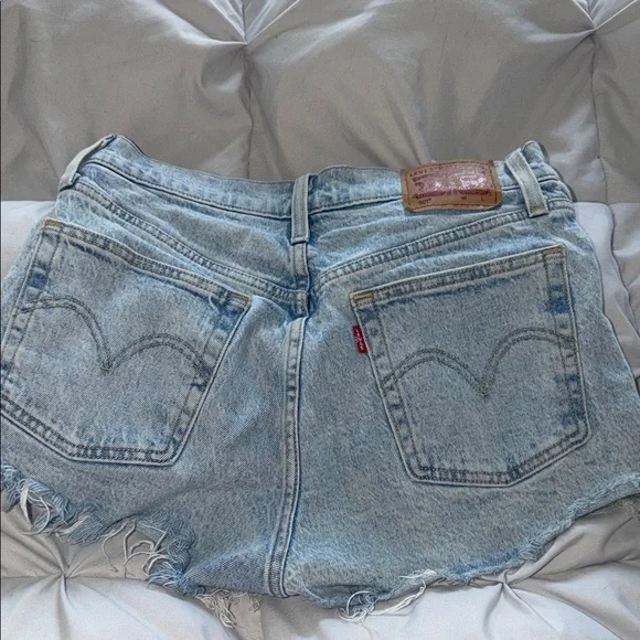 Levi Distressed Light Blue Denim Women’s Shorts - Picture 2 of 3